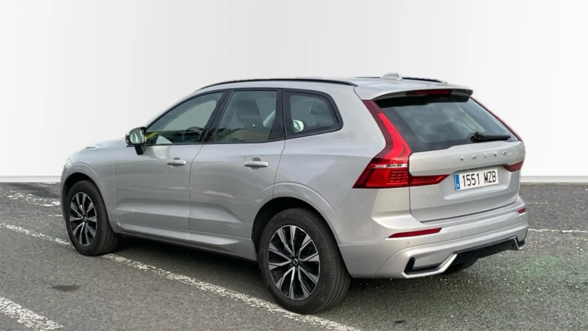Volvo XC60 2.0 B5 P PLUS DARK AUTO 4WD 5P - 2