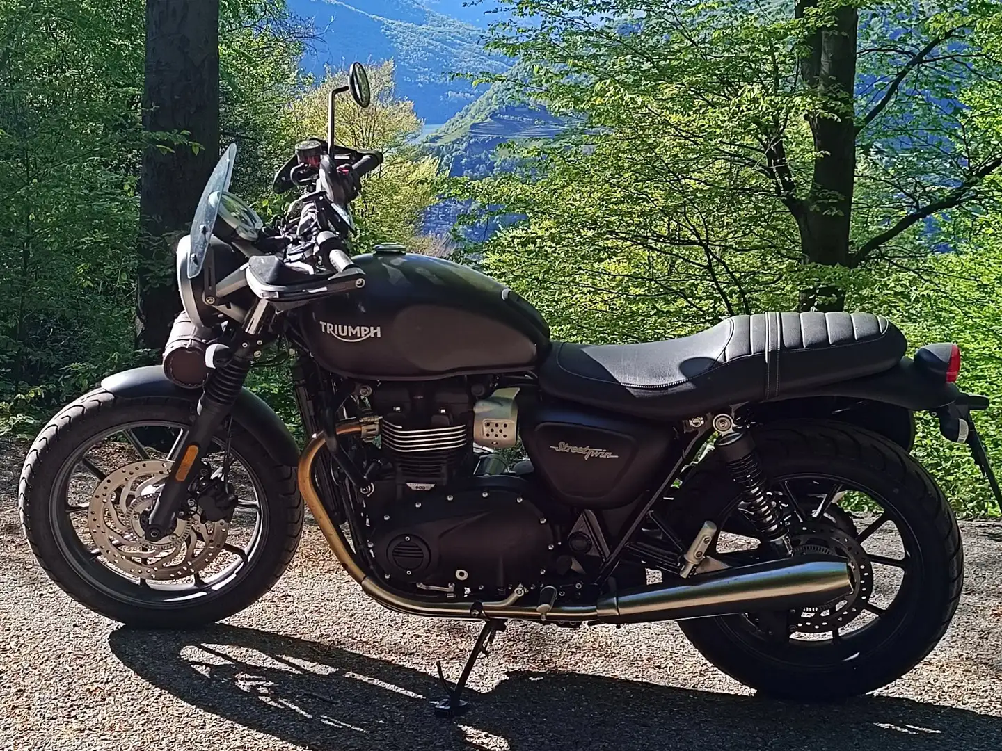 Triumph Street Twin 900 cc anno 2018 Negru - 1