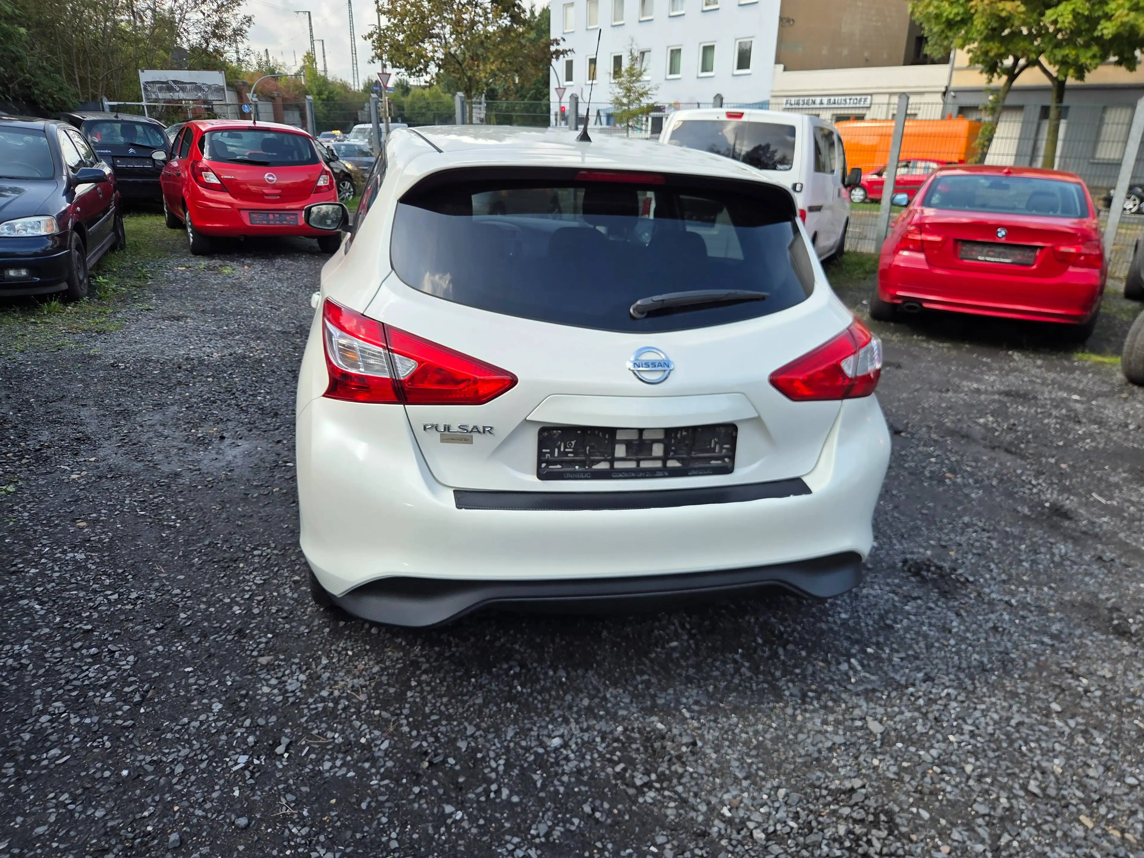 Nissan Pulsar Acenta erst 128000 Klima Navi Kamera TÜV neu — photo 2