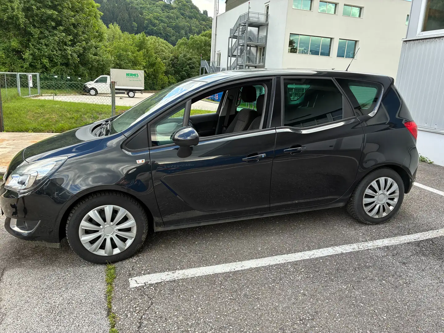 Opel Meriva Meriva 1,6 CDTI Ecotec Österreich Edition Schwarz - 2