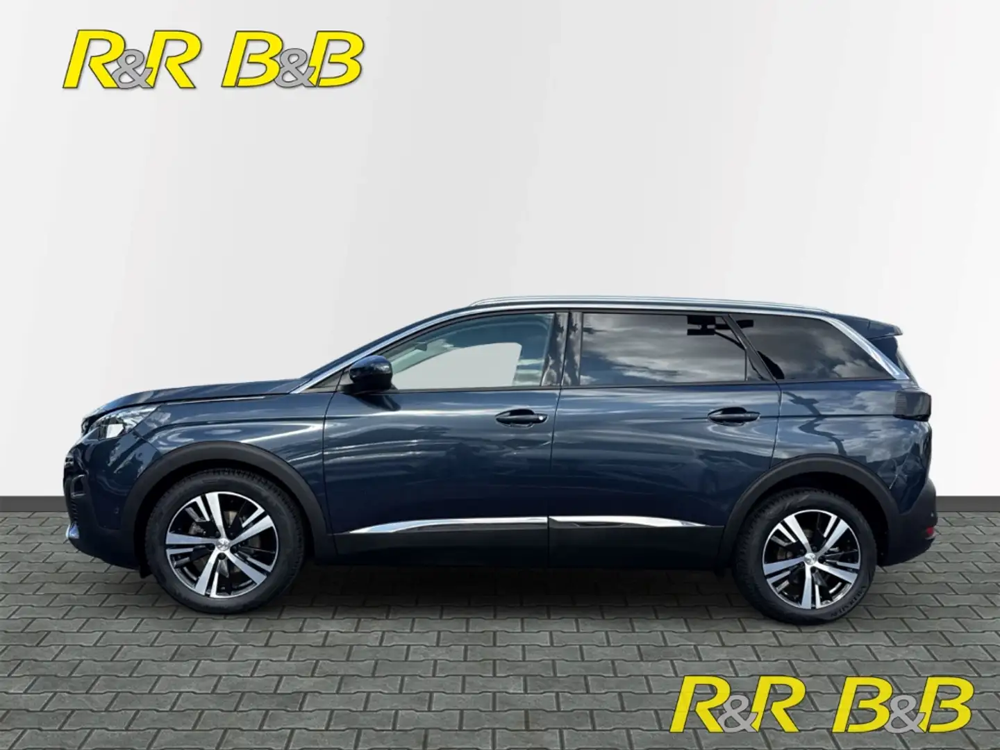 Peugeot 5008 Allure 1.2 PureTech 130 7-Sitzer+PANO+KLIMA+SHZ+FS Schwarz - 2
