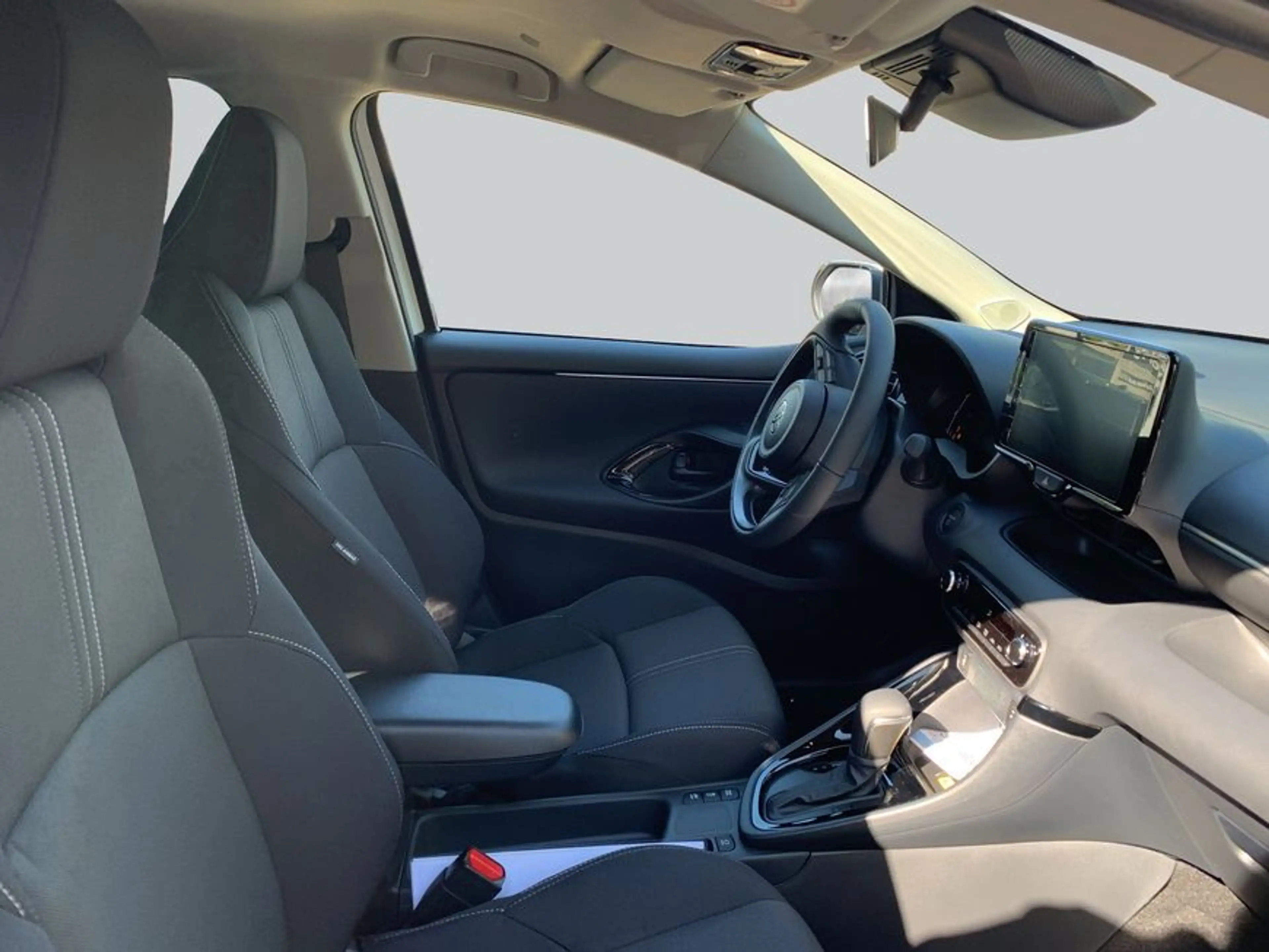 Toyota Yaris Hybrid 116 1.5 VVT-i Teamplayer 68 kW, 5-tür — photo 12
