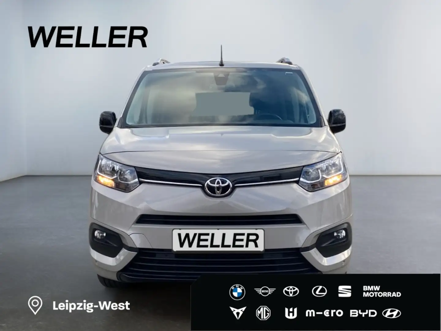 Toyota Proace City Verso 1.2 Turbo L1 Team D *Pano*Navi* Gris - 2