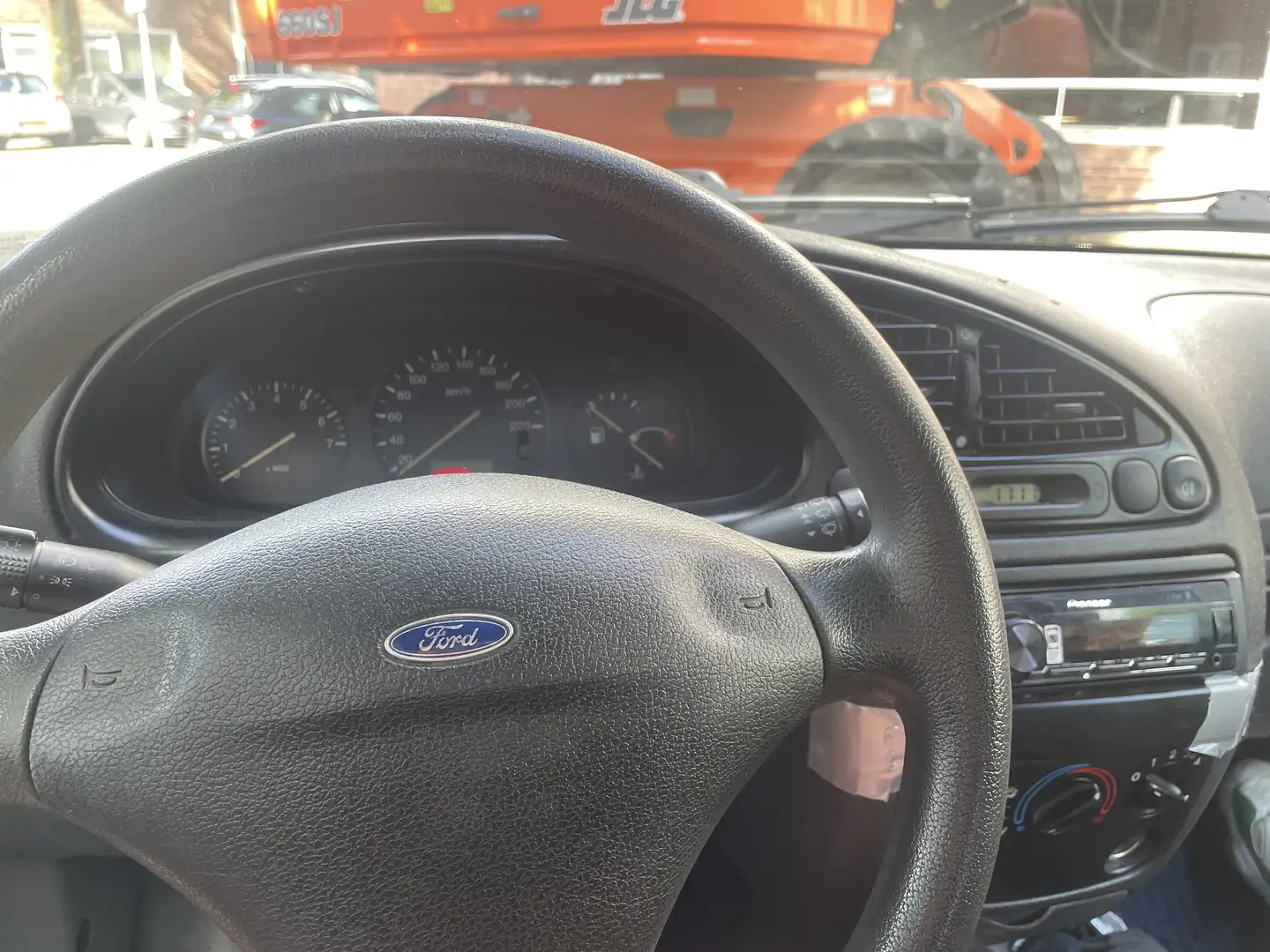 Ford Fiesta 1.3-8V Classic Modrá - 1