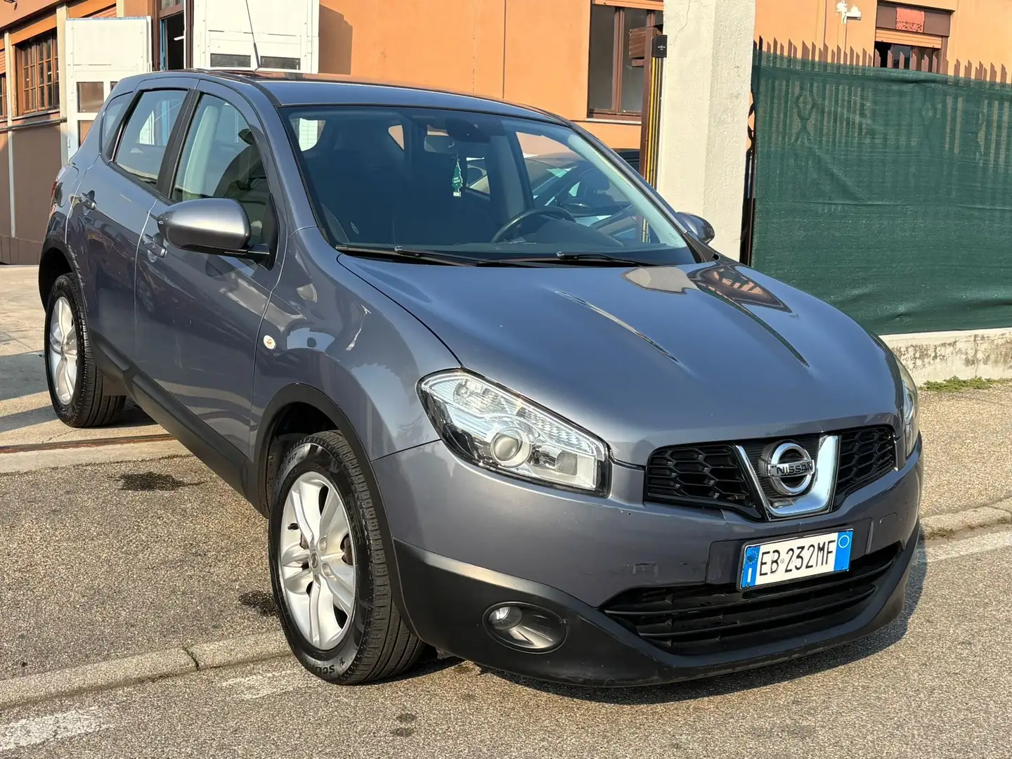 Nissan Qashqai 2.0 DCI 150CV*AUTOMATICA*4X4*NAVI* Grigio - 1