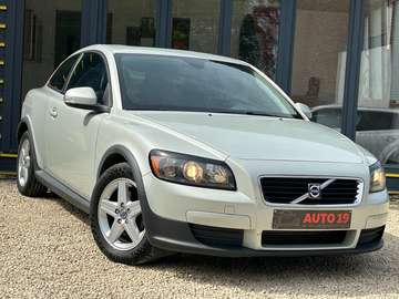 C30 1.6 D DRIVe Momentum