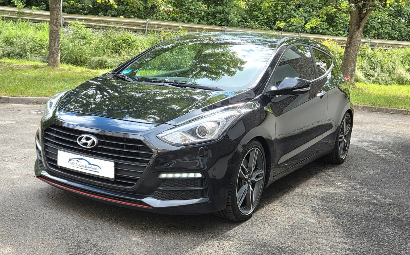 Hyundai i30 Coupe Turbo NAVI Kamera 1. Hd Schwarz - 1