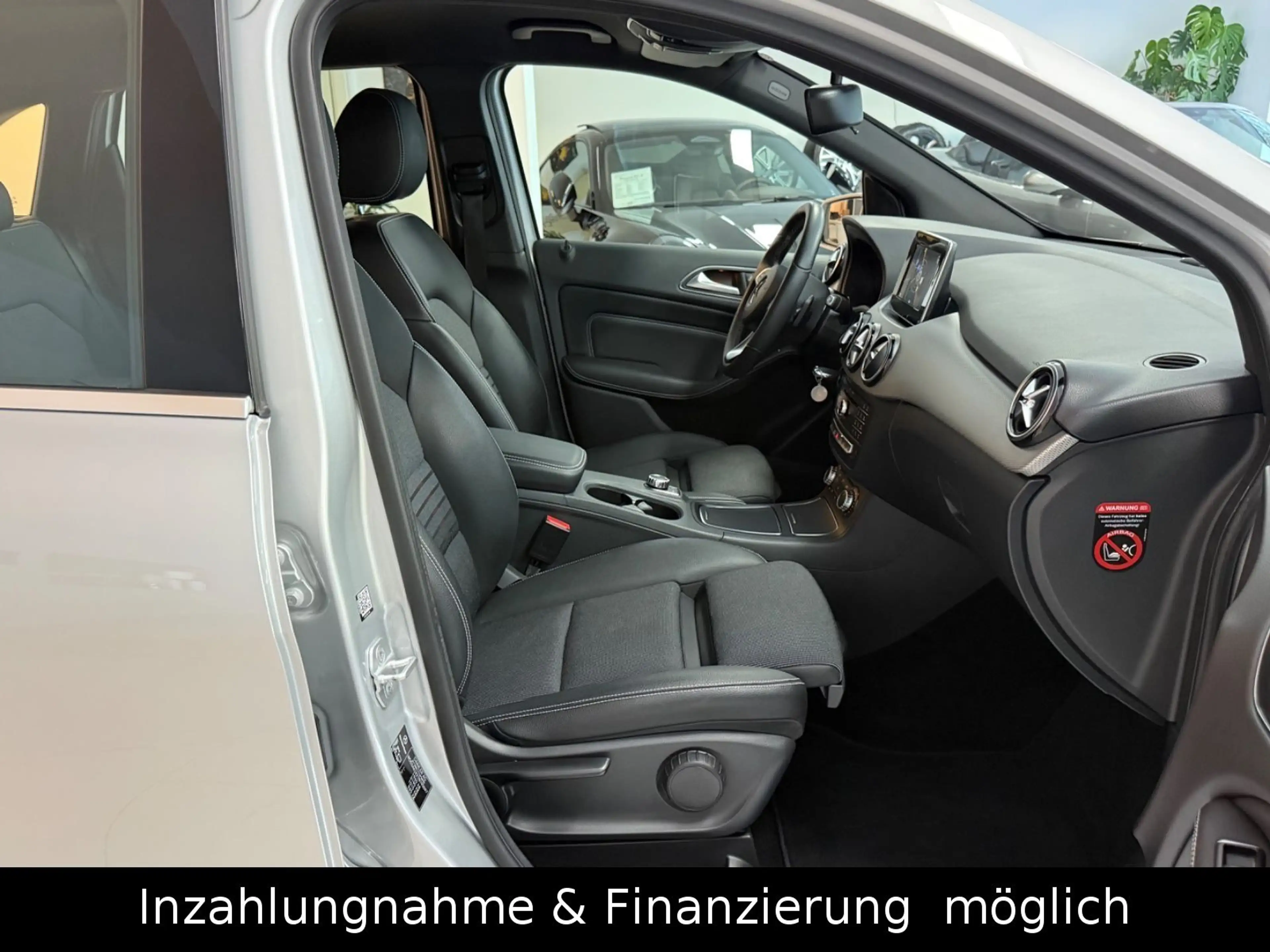 Mercedes-Benz B 180 Urban Garantie bis 09.2027 — photo 11