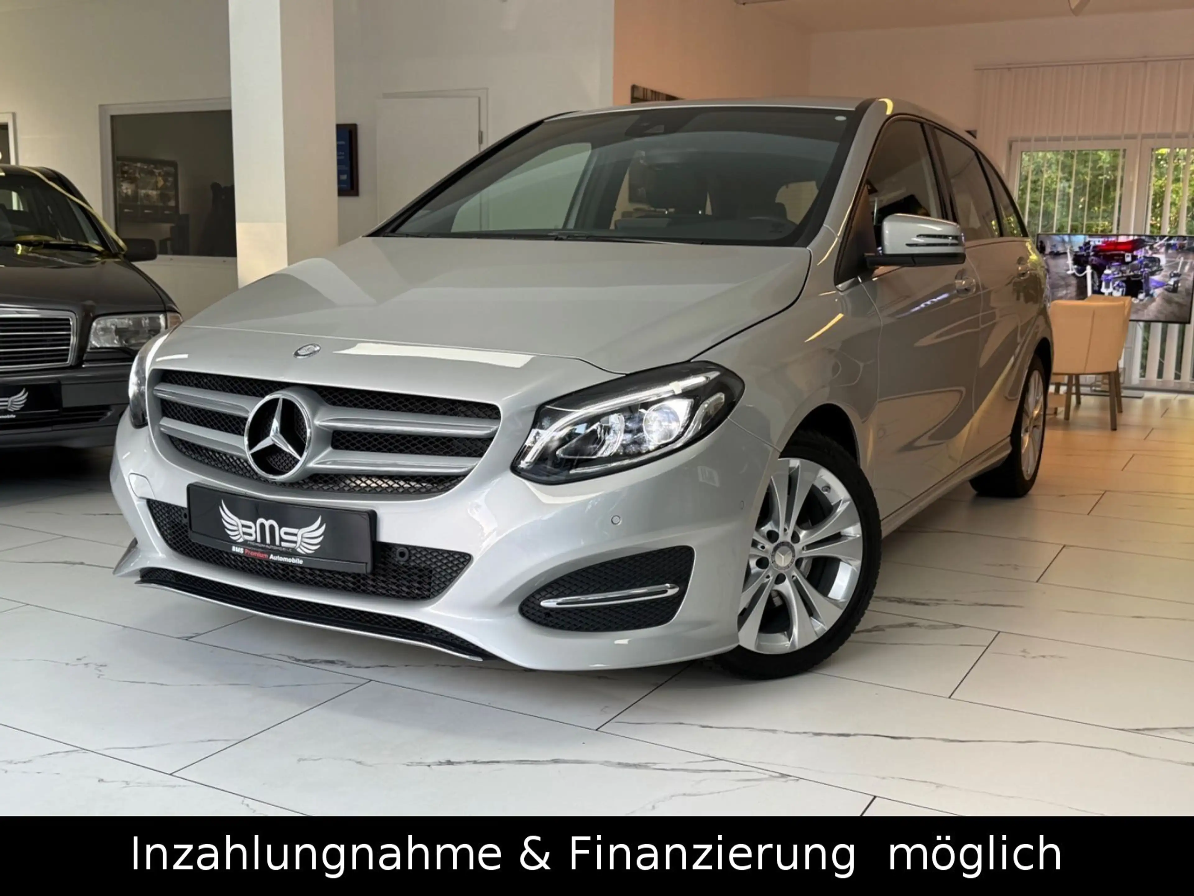 Mercedes-Benz B 180 Urban Garantie bis 09.2027