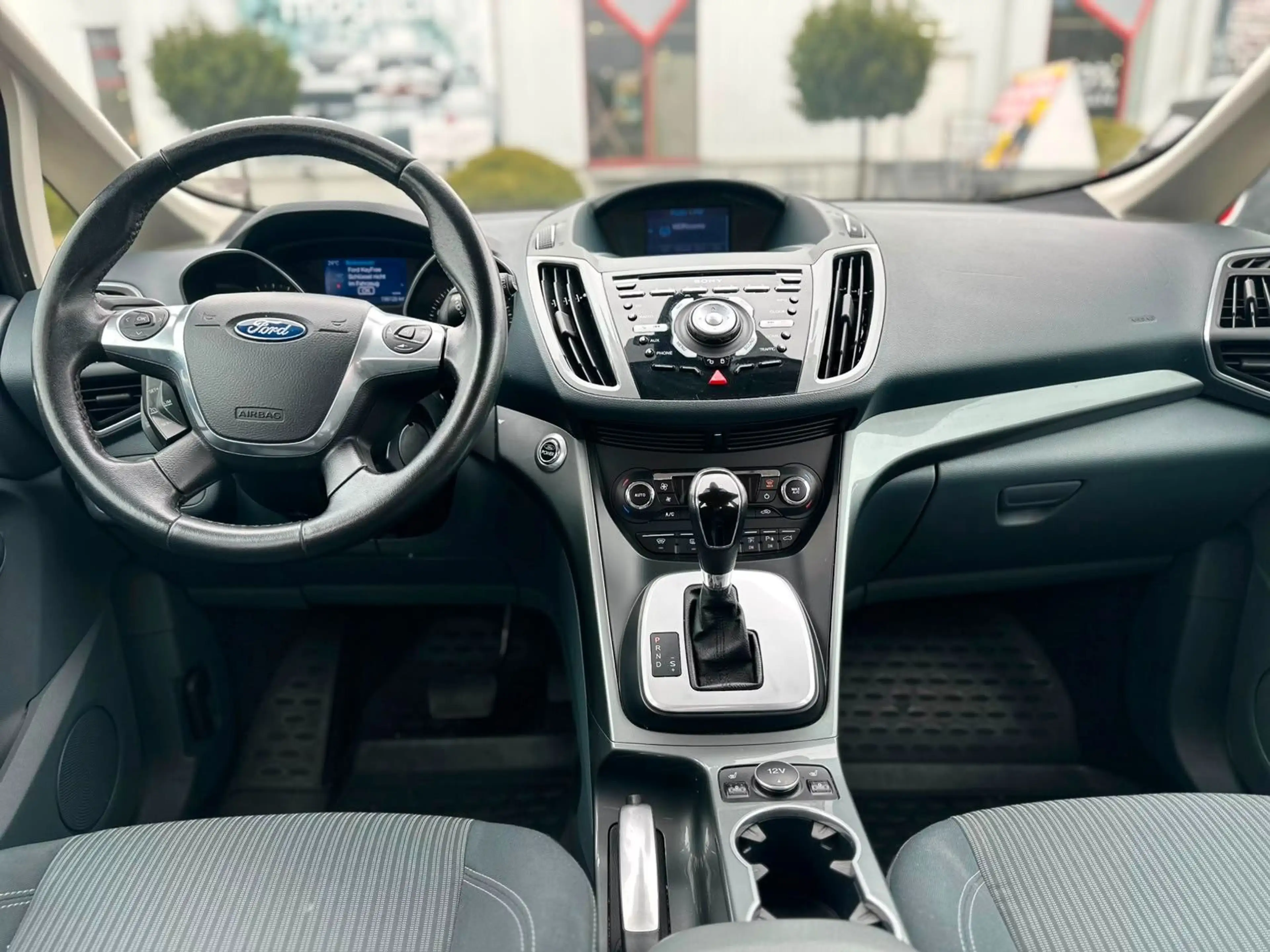 Ford Grand C-Max Grand C-MAX Titanium Aut — photo 12