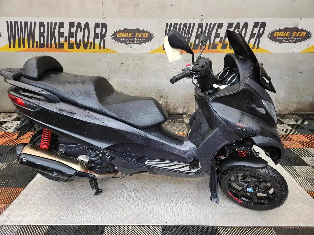 Piaggio MP3 500