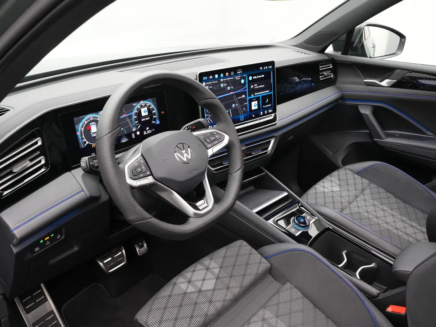 Volkswagen Tiguan 1.5 eTSI R-Line Business | Rondomzicht camera | Tr Vert - 2