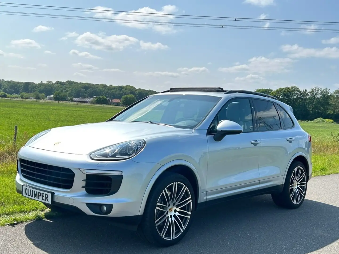 Porsche Cayenne 3.0 D Platinum Ed, Pano, Leer, Cruise, Luchtvering Grijs - 2