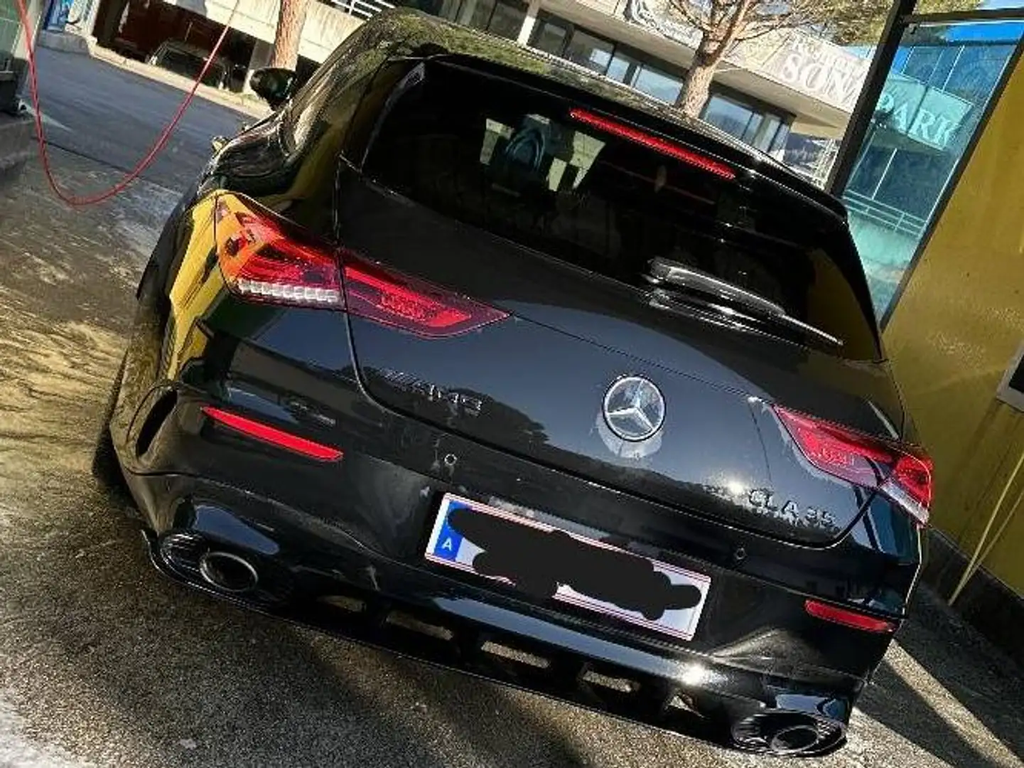 Mercedes-Benz CLA 35 AMG CLA 35 AMG 4MATIC Shooting Brake Aut. Schwarz - 2
