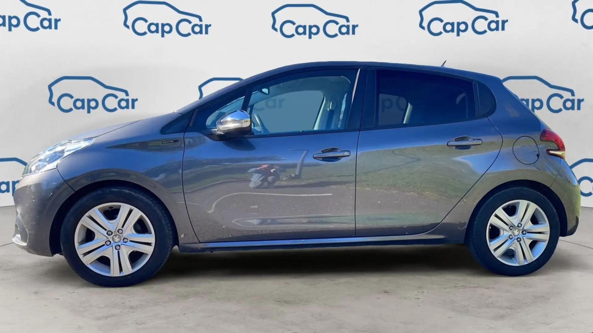 Peugeot 208 1.2 PureTech 82 Signature - 2