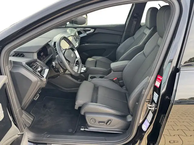 Audi Q4 E-Tron view 4