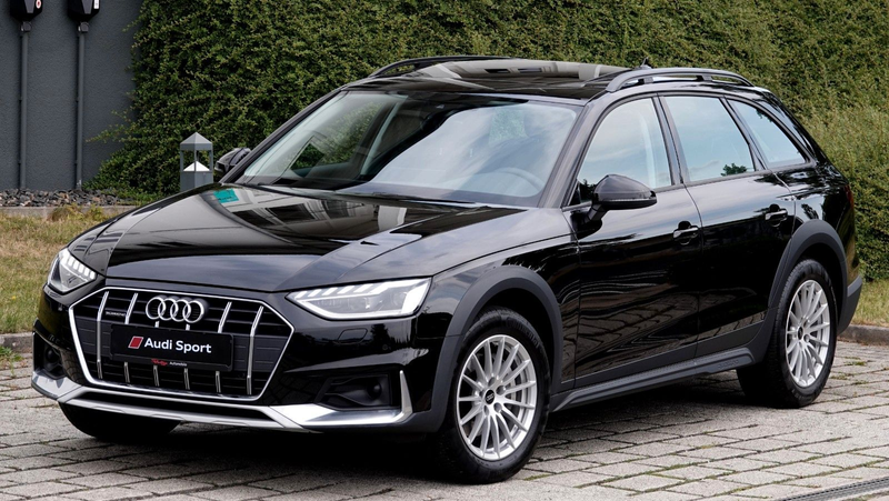 Audi A4 allroad 40TDI *ACC* PANORAMA* AHK* SPORTSITZE — photo 3