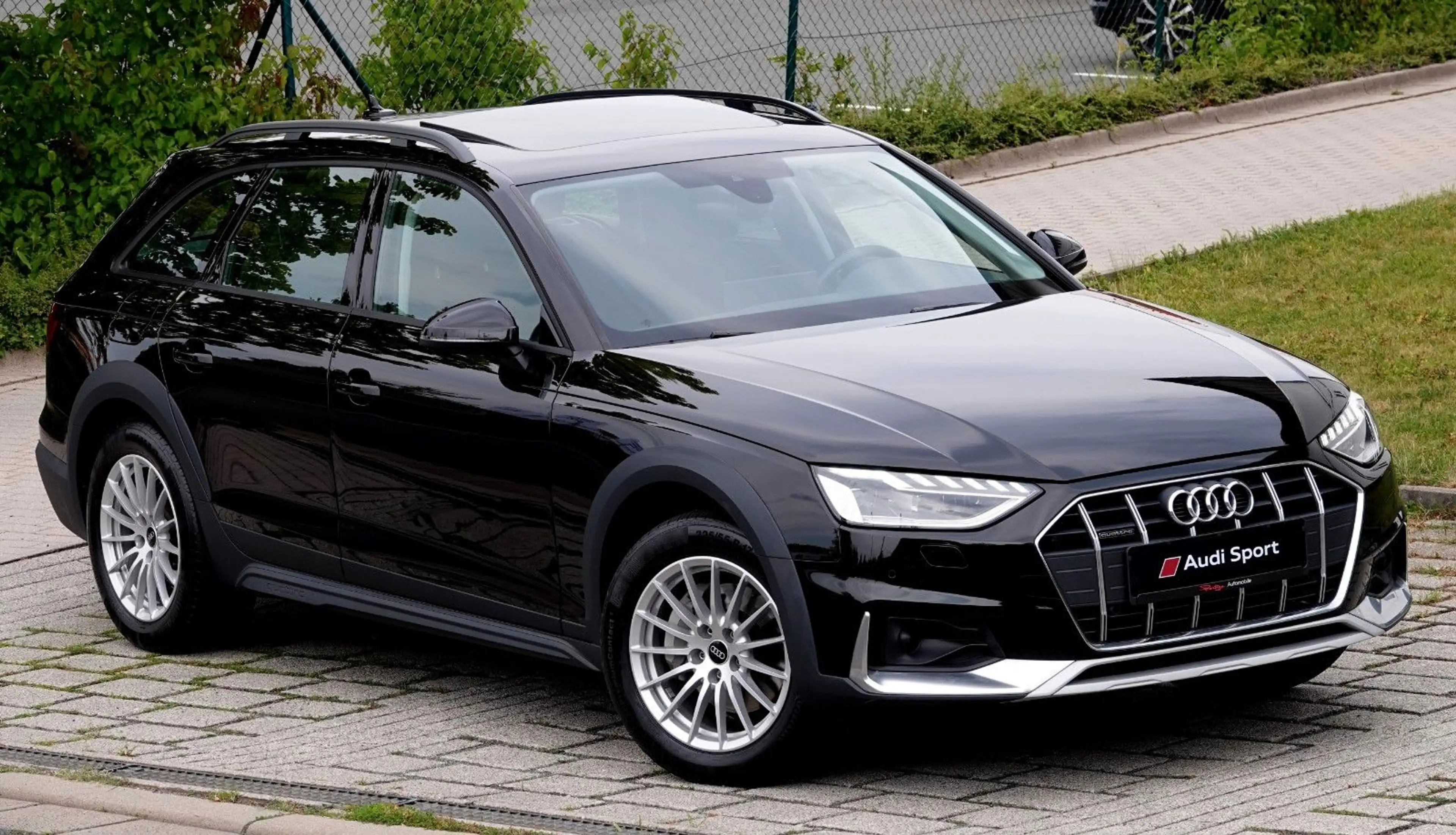 Audi A4 allroad 40TDI *ACC* PANORAMA* AHK* SPORTSITZE