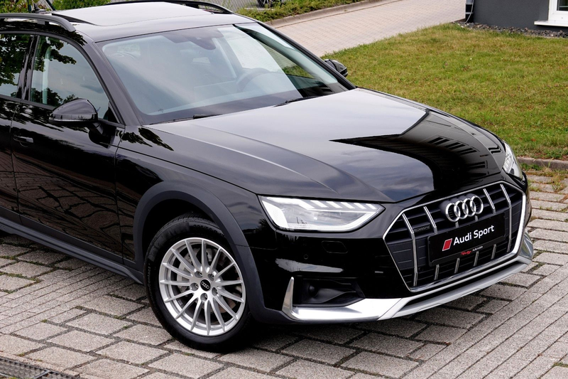Audi A4 allroad 40TDI *ACC* PANORAMA* AHK* SPORTSITZE — photo 7