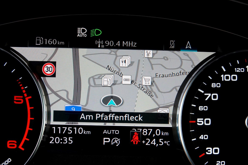 Audi A4 allroad 40TDI *ACC* PANORAMA* AHK* SPORTSITZE — photo 15