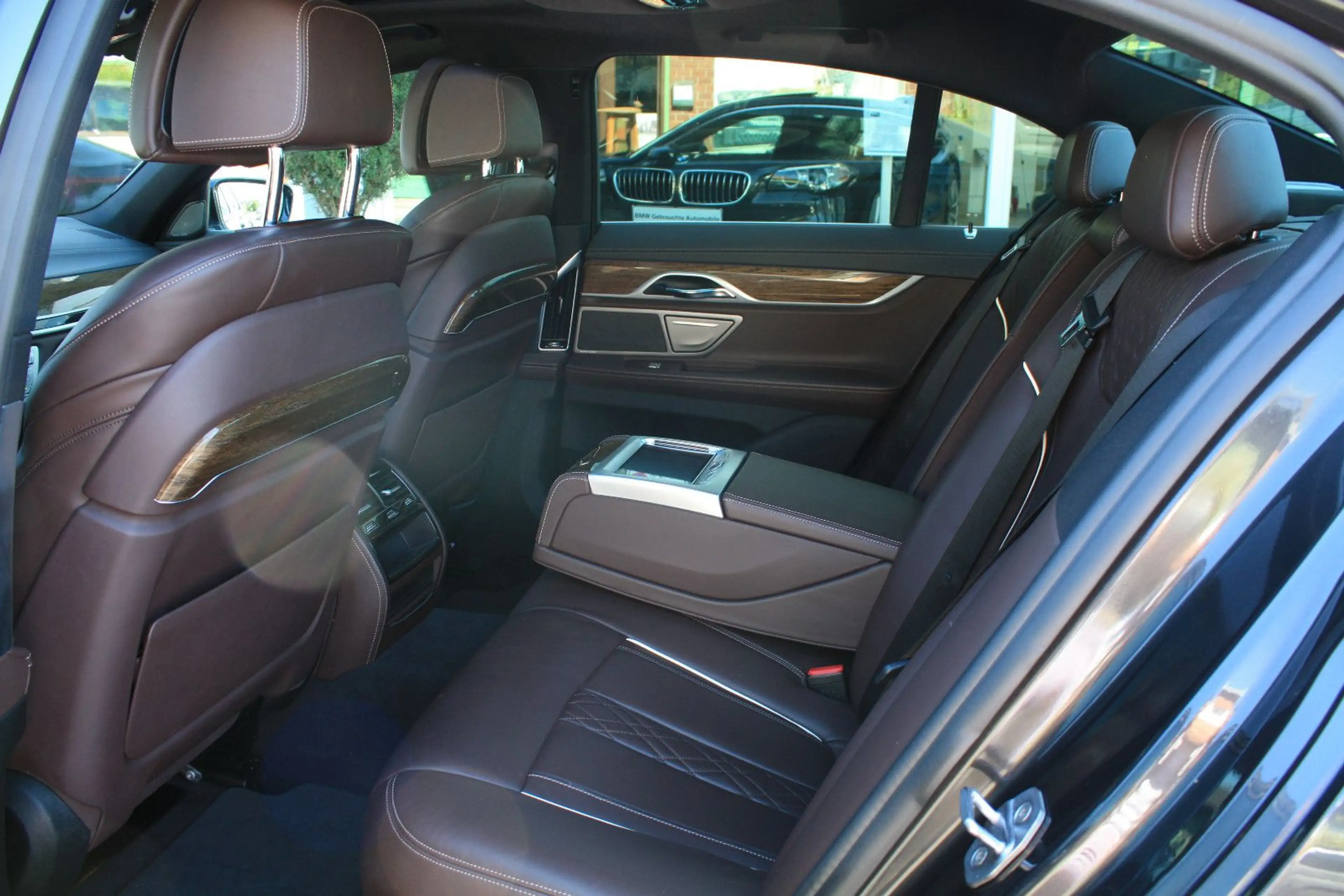 BMW 740 7 740 d xDrive "klasse Optik!!" — photo 17