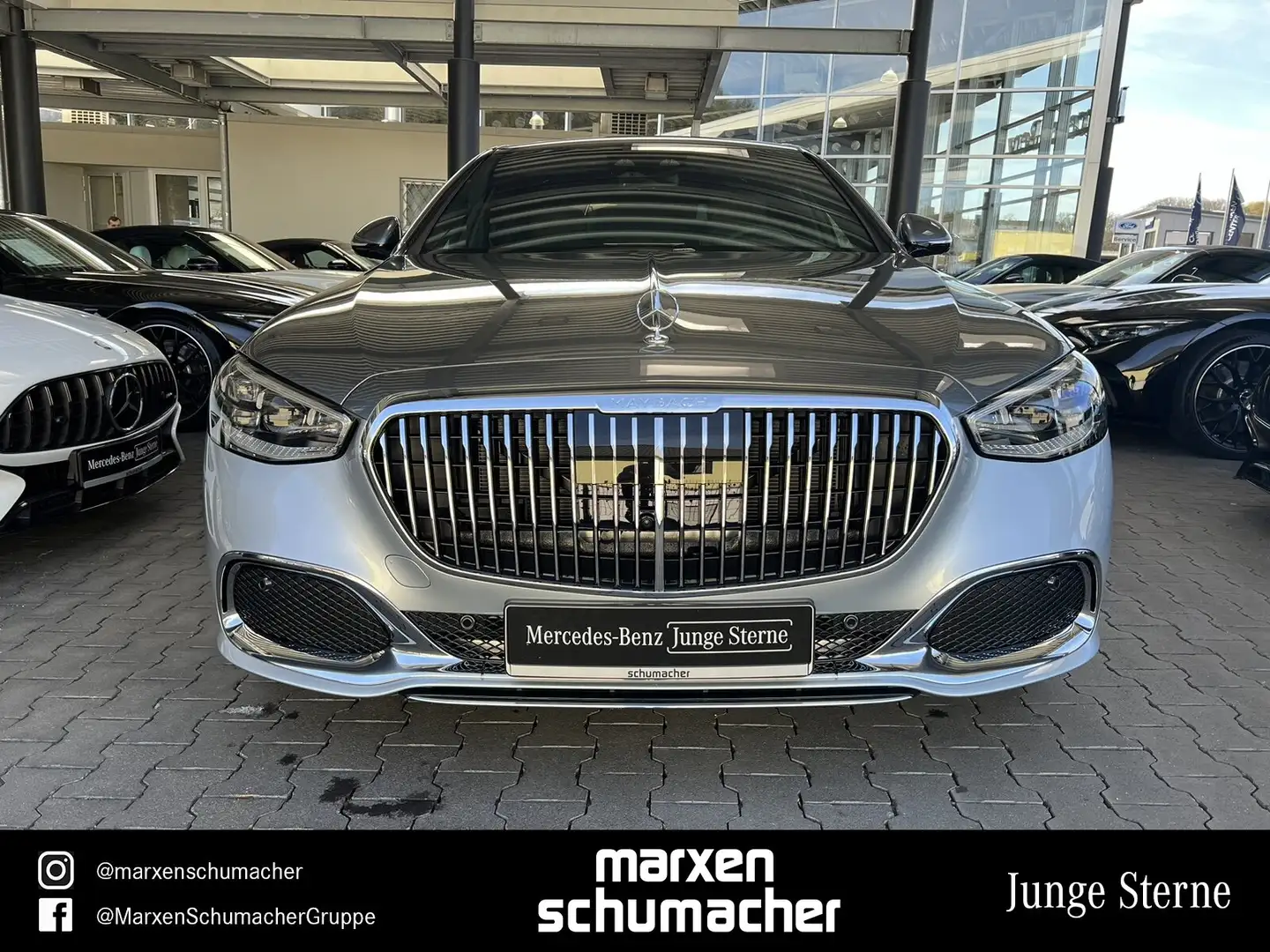 Mercedes-Benz S 580 Maybach S 580 FirstClass+Pano+Bur4D+twotone+Exkl Silber - 2