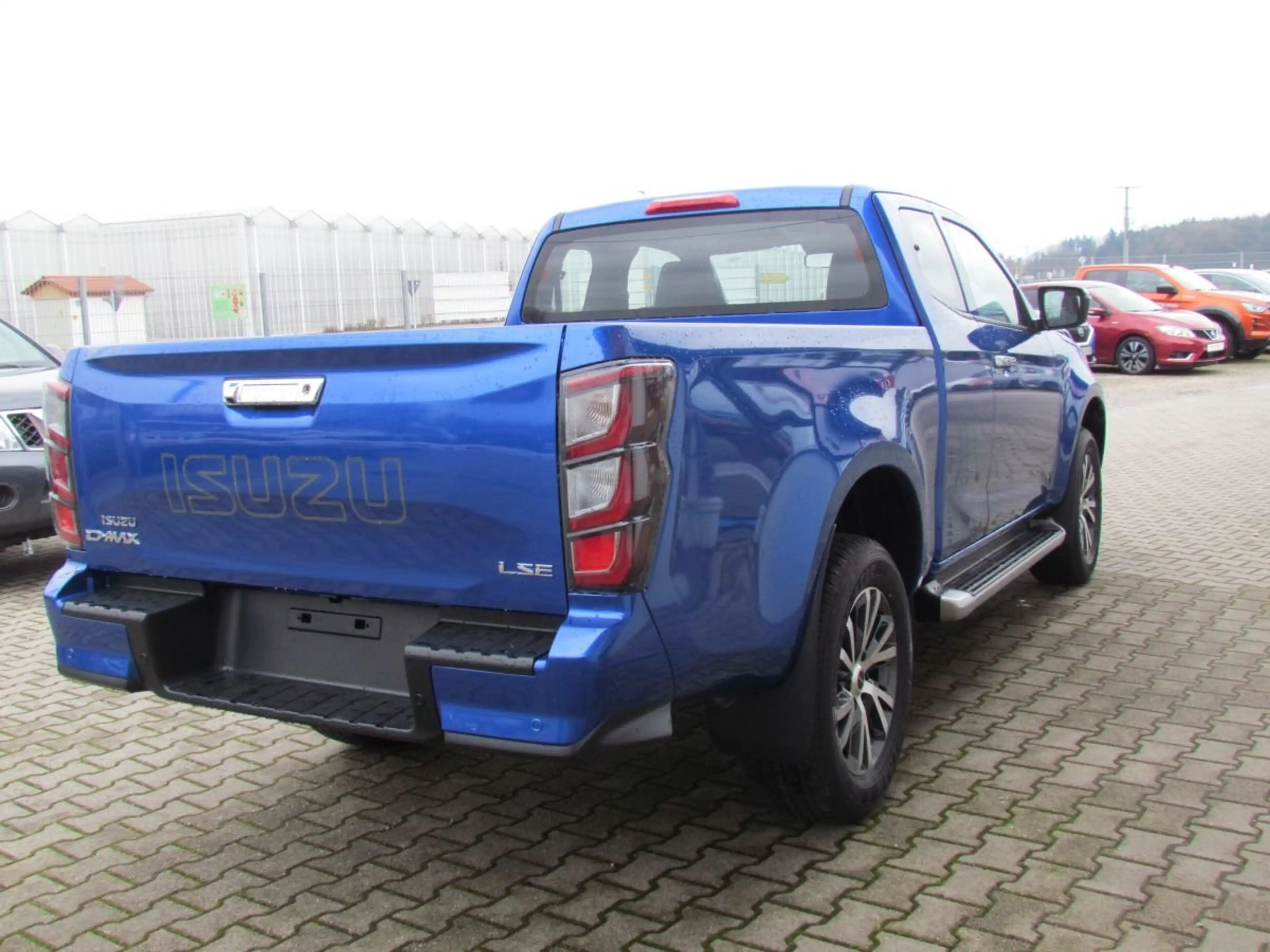 Isuzu D-Max SpaceCab 4WD Autm. LSE*Bi-LED-Licht,Rückkamera* — photo 4