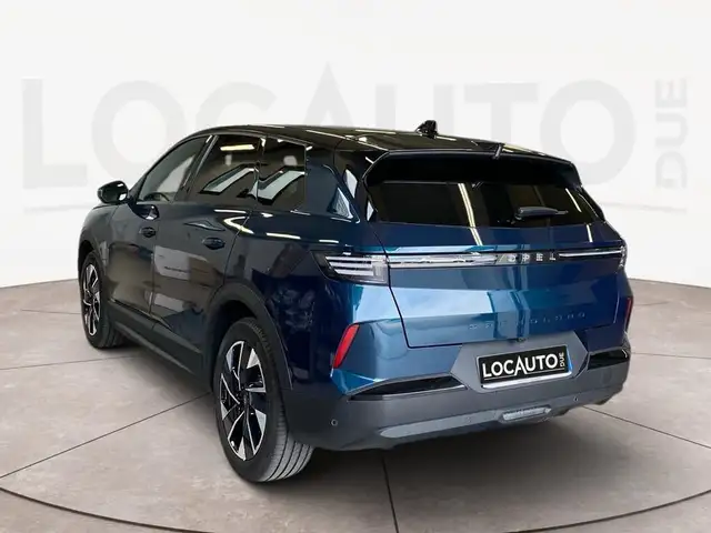 Opel Grandland view 5