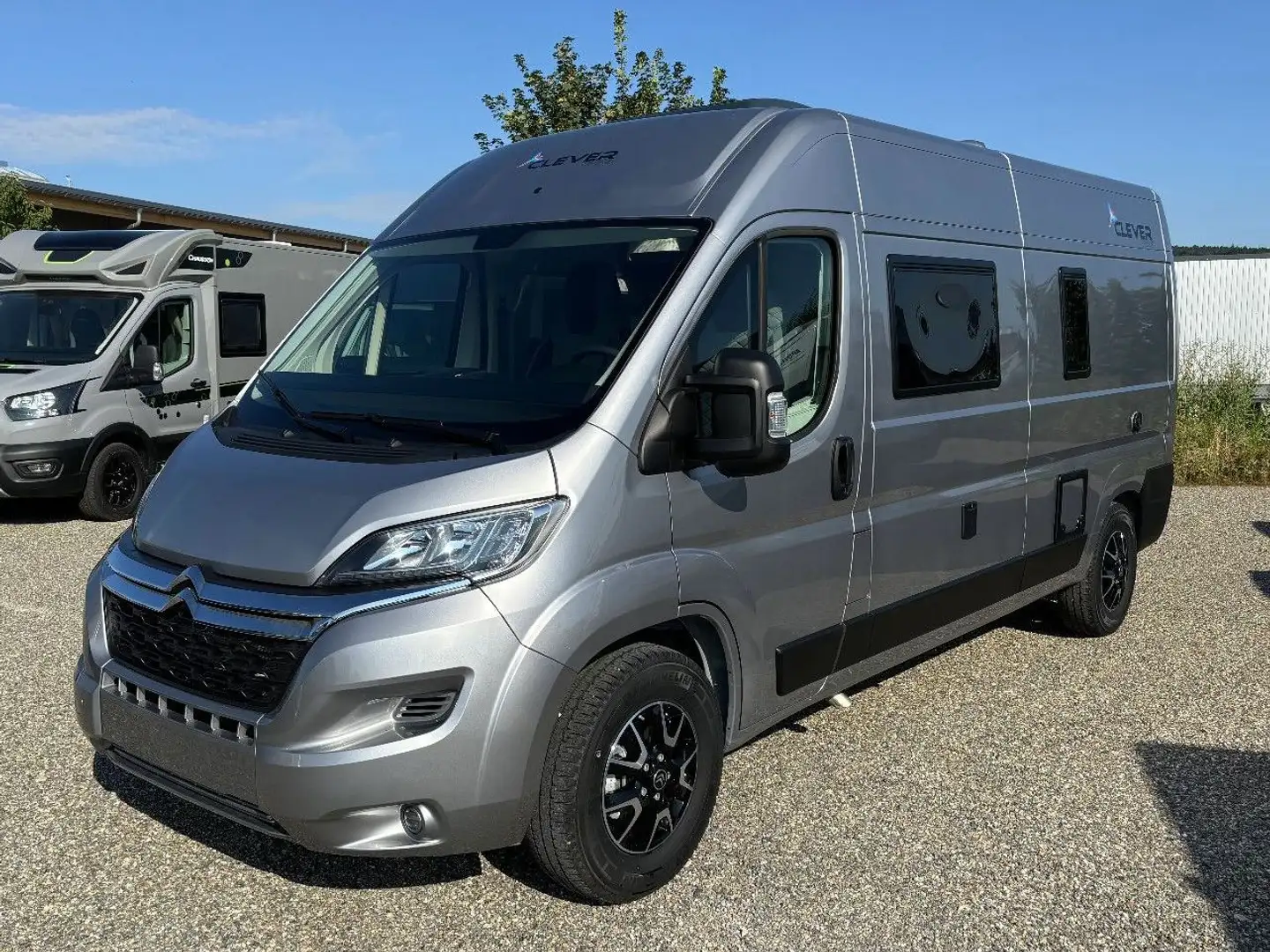 Clever Celebration Citroen 165 PS *Truma Dieselheizung* Grau - 1