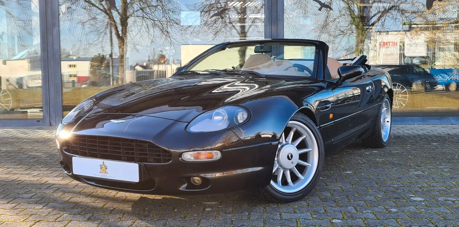 Aston Martin DB7 Cabrio Automatik - Kundenvermittlung Schwarz - 1