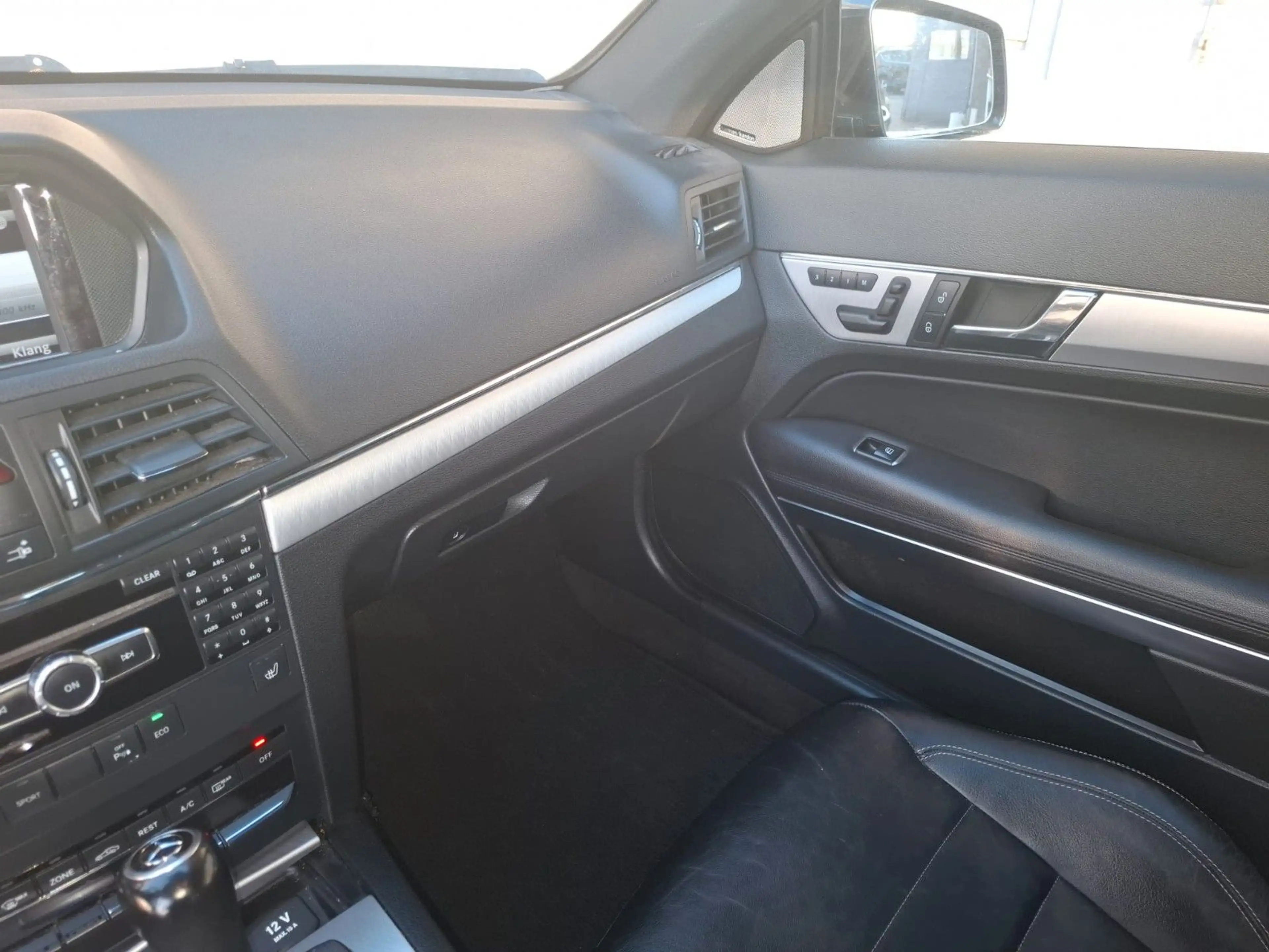Mercedes-Benz E 350 E Coupe E 350 CDI BlueEfficiency — photo 14