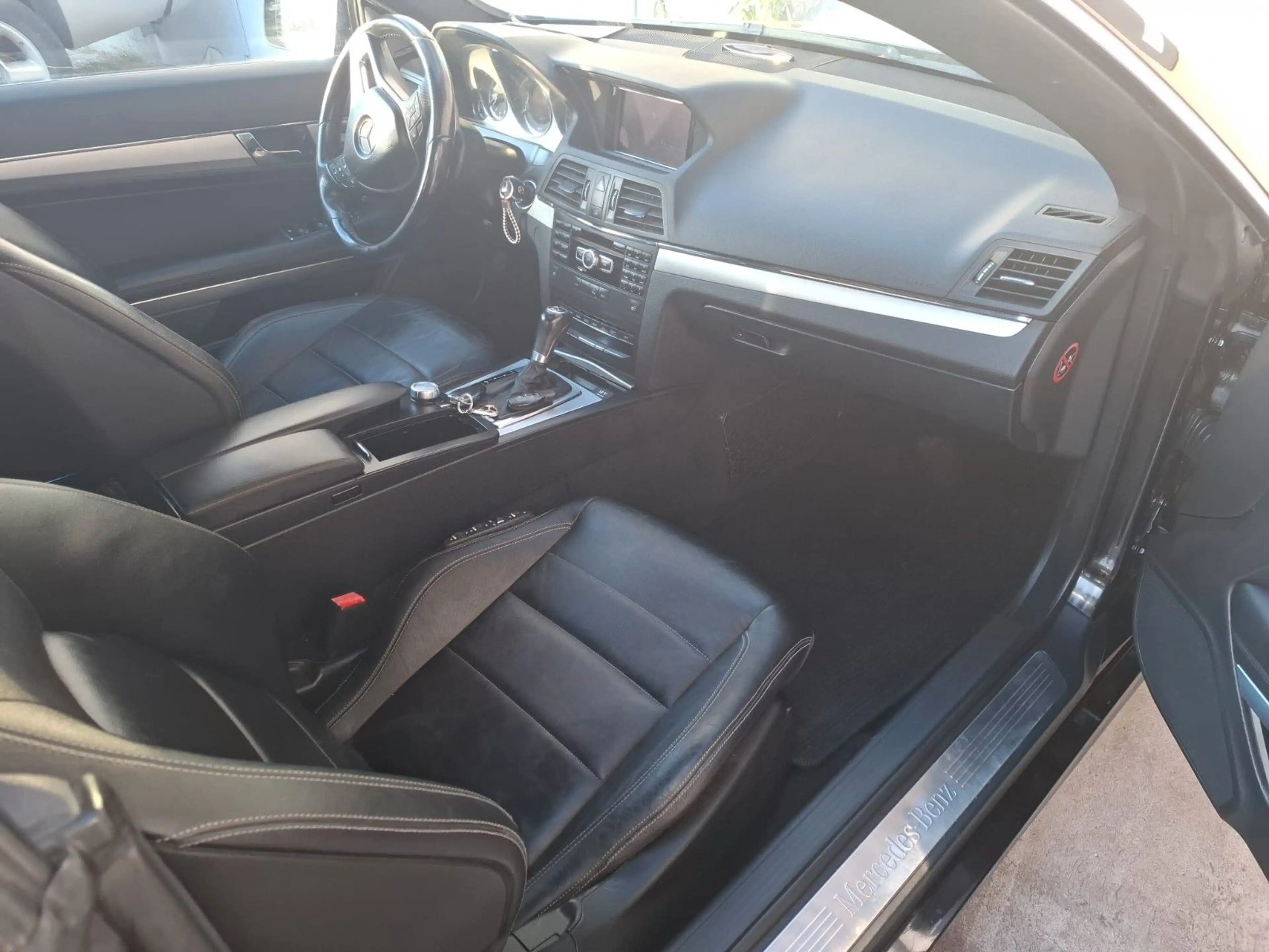 Mercedes-Benz E 350 E Coupe E 350 CDI BlueEfficiency — photo 11