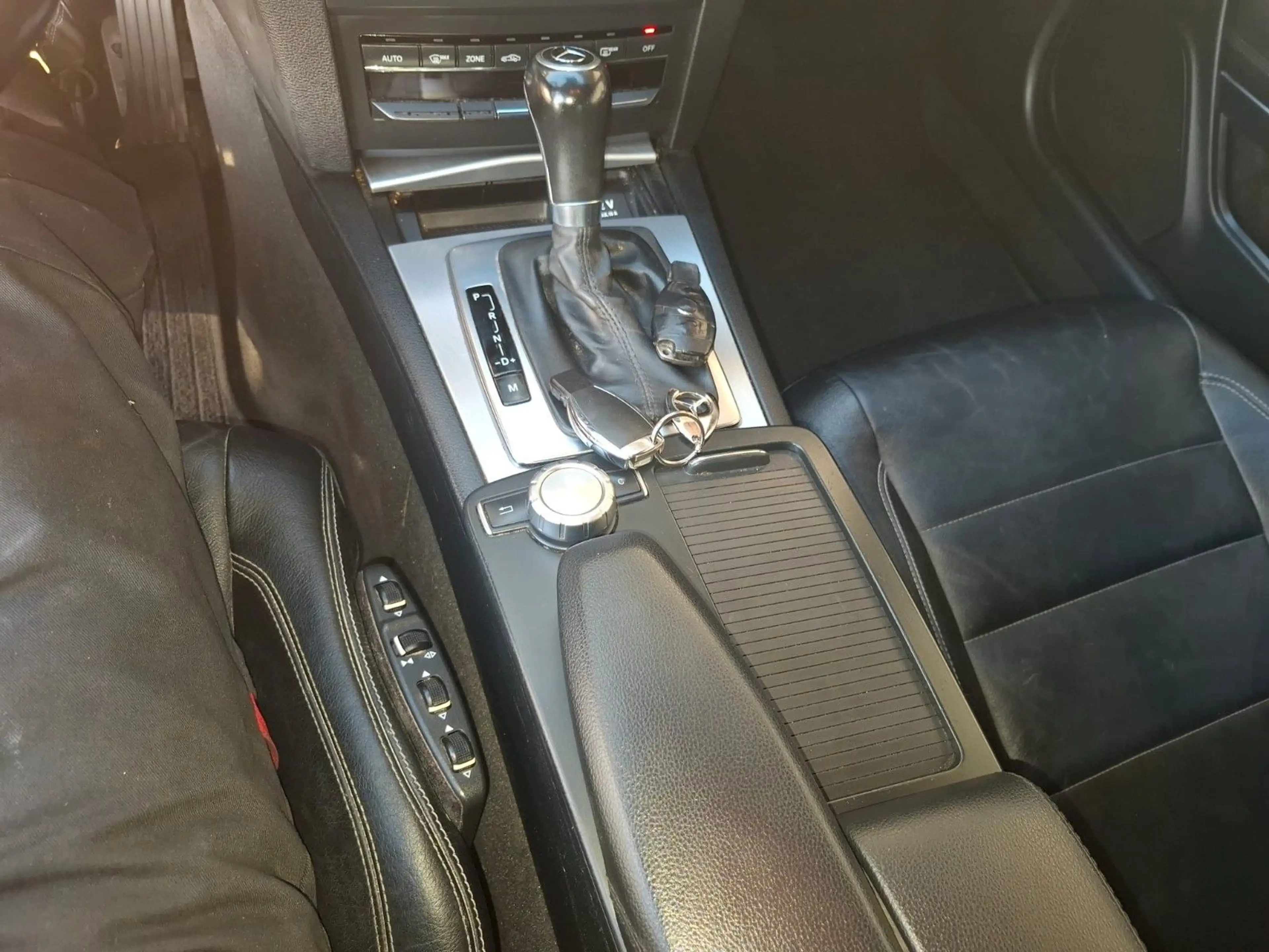 Mercedes-Benz E 350 E Coupe E 350 CDI BlueEfficiency — photo 13
