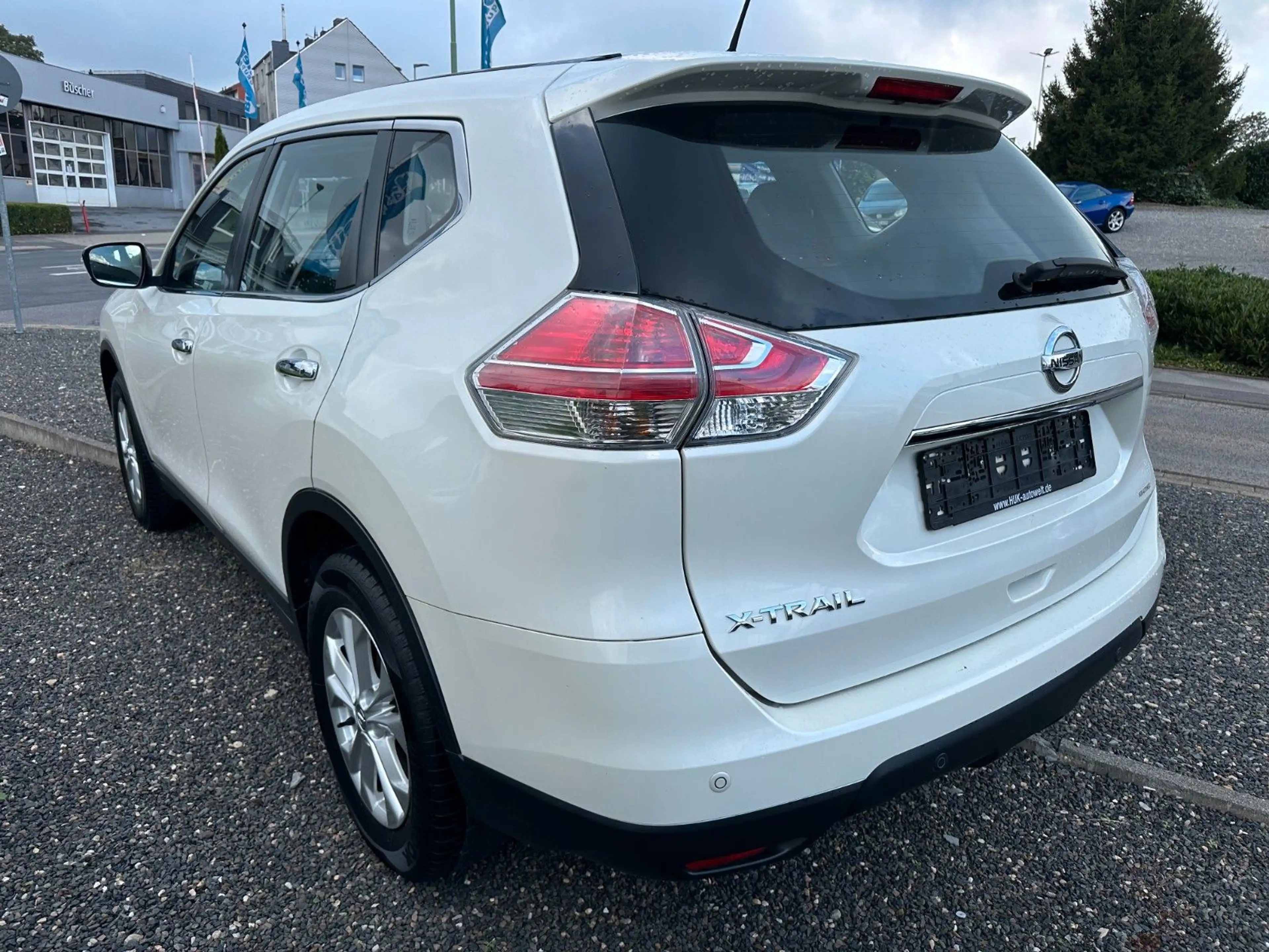 Nissan X-Trail Visia — photo 4