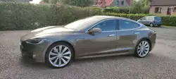 Tesla MODEL S 90 kWh Dual Motor