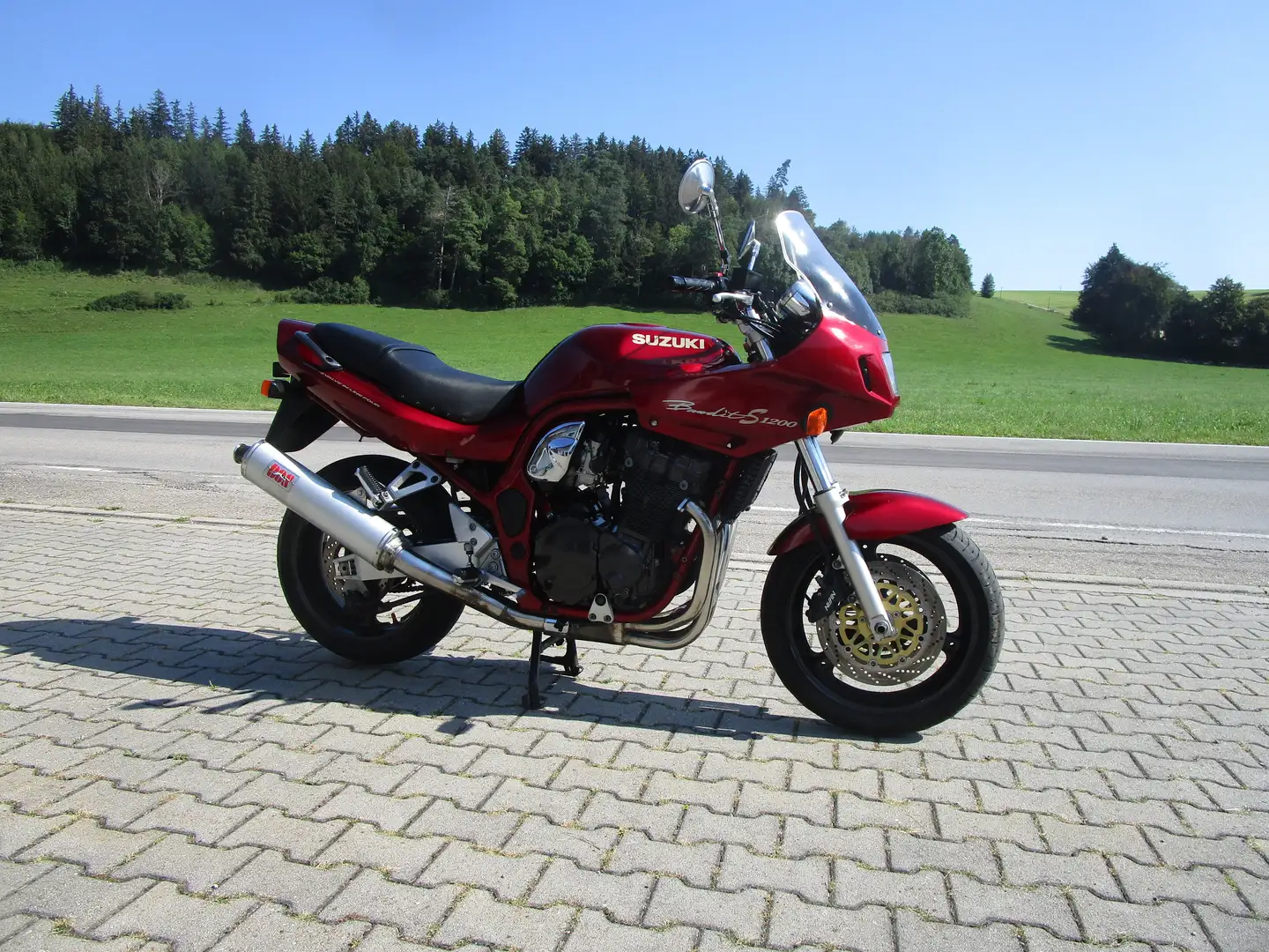 Suzuki GSF 1200 Bandit Rood - 1