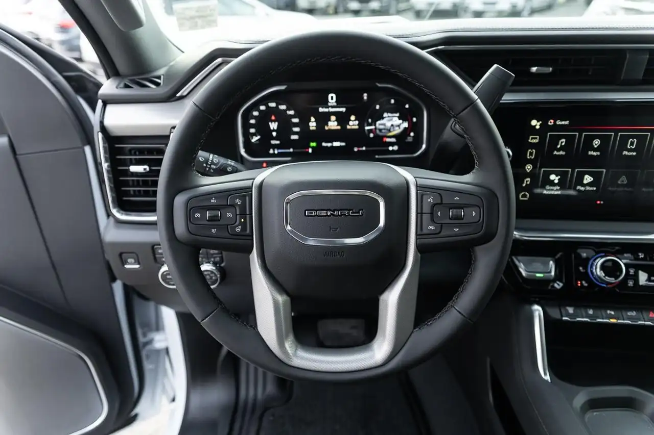 GMC Sierra 3500HD снимка GMC Sierra 3500HD