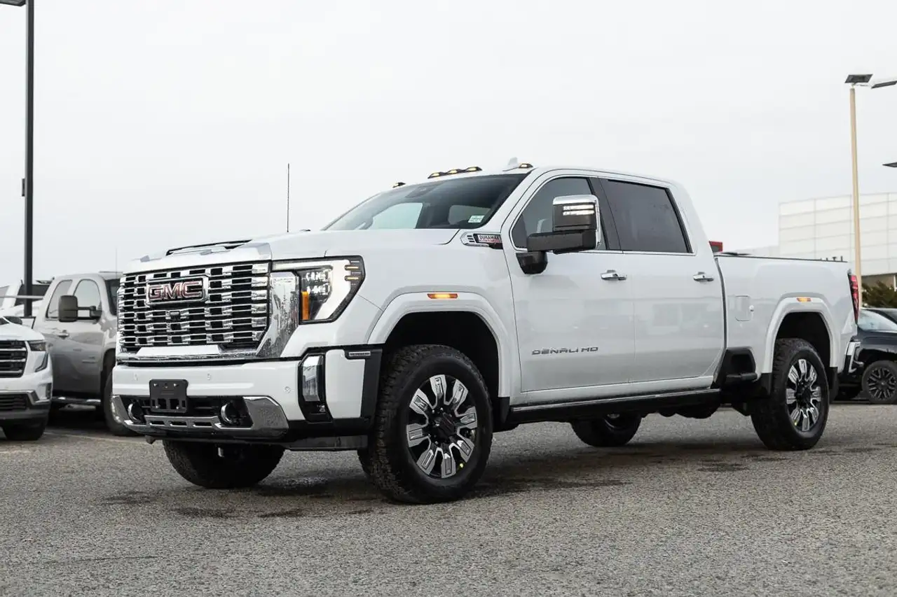 GMC Sierra 3500HD снимка GMC Sierra 3500HD