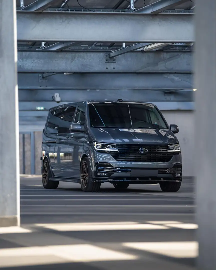 Volkswagen T6.1 Transporter L2H1 2.0 TDI 204pk DSG Bulli Gris - 2