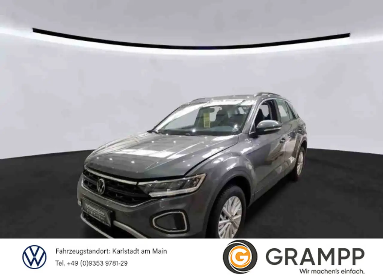 Volkswagen T-Roc, фото 1
