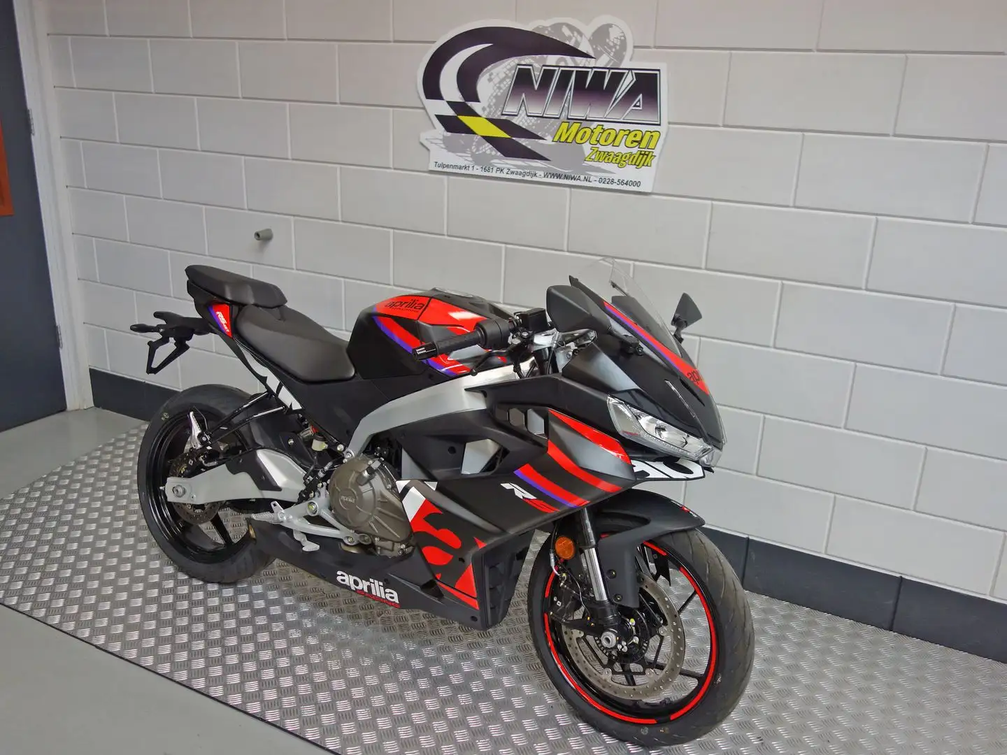 Aprilia RS 457 Zwart - 2