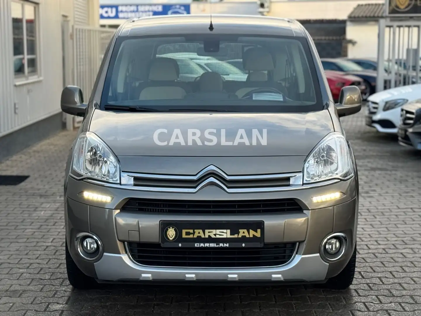 Citroen Berlingo Selection 2.HAND+LED+AHK+PDC+SHZ+KLIMA Braun - 2