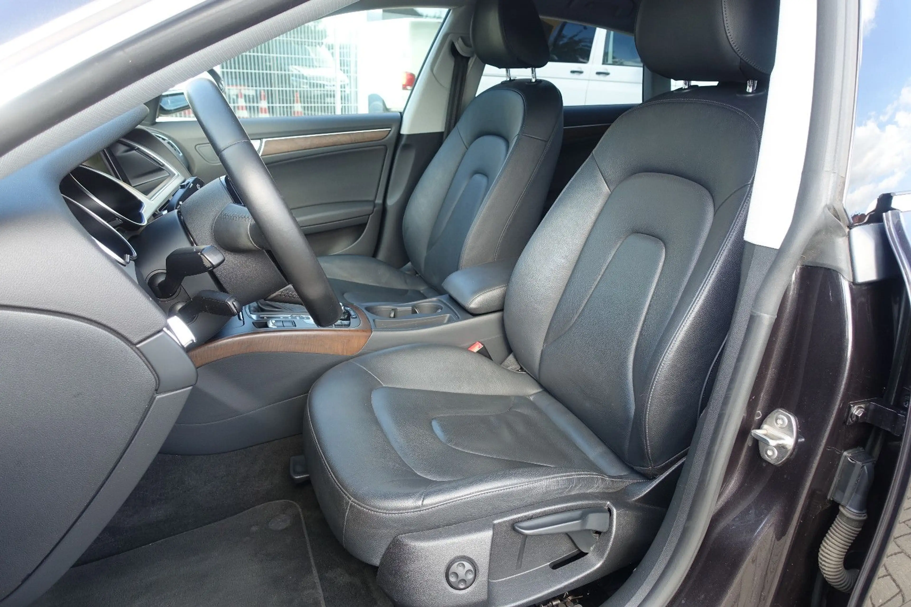 Audi A5 Sportback 1.8 TFSI*S-Line*Xenon*Leder*Navi* — photo 11
