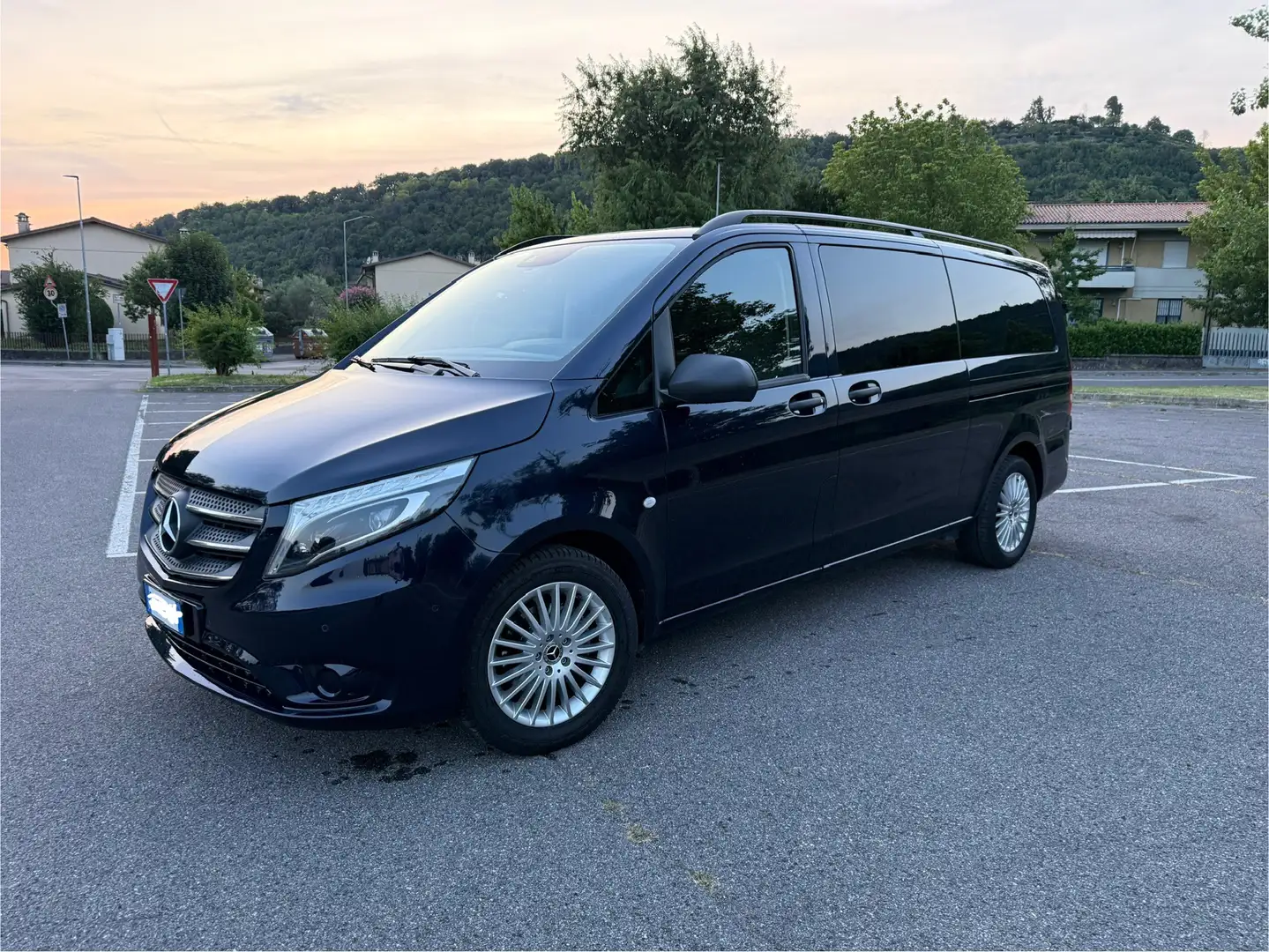 Mercedes-Benz Vito MIXTO EXTRALONG AUTO 74000 km SUPERACCESSORIATO Blu/Azzurro - 2