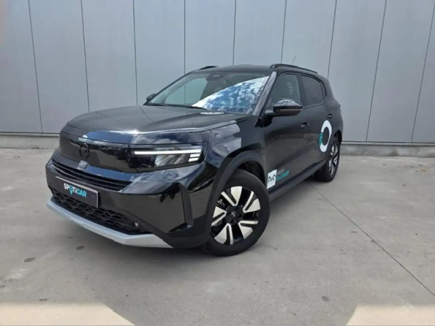 Opel Frontera Schwarz - 1