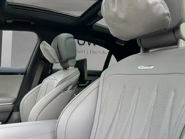 Mercedes-Benz S-Class view 13