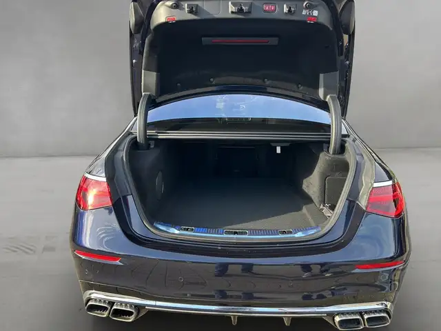Mercedes-Benz S-Class view 7