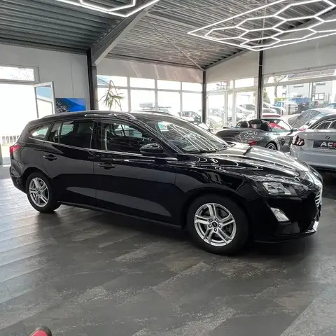Ford Focus view 7