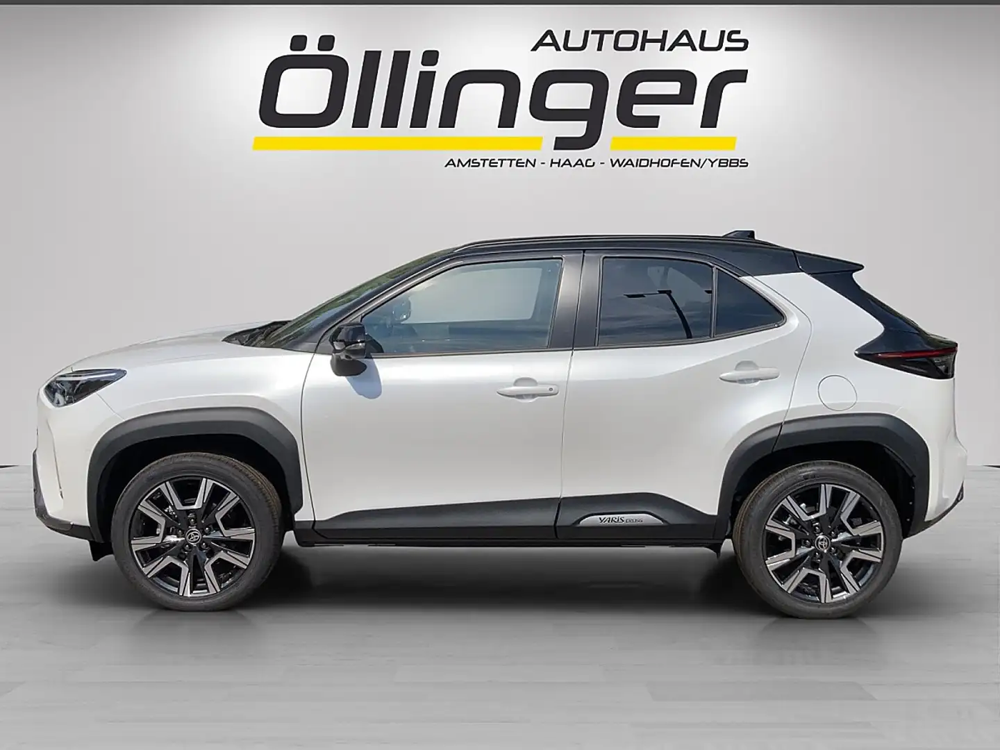 Toyota Yaris Cross 1,5 VVT-i Hybrid Style Aut. + Advanced Safety P... Weiß - 2
