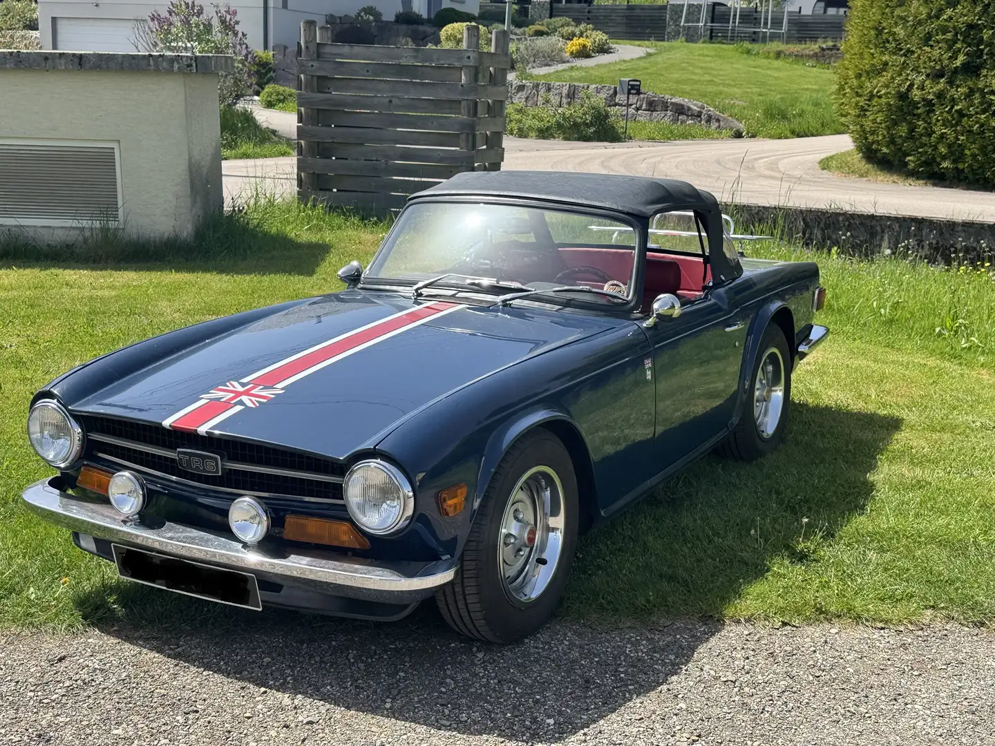 Triumph TR6 Blue - 1